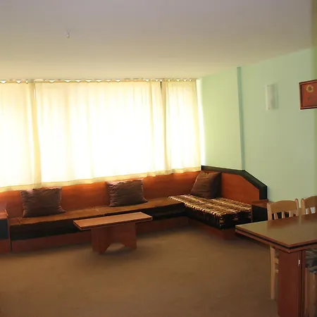Apartment D&d *